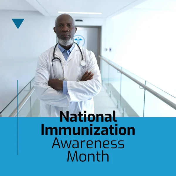 Nationale Immunisatie Bewustzijn Maand Tekst Afrikaanse Amerikaanse Senior Mannelijke Arts — Stockfoto