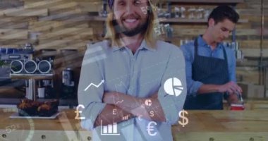 Kafeteryadaki beyaz adam hakkında finansal veri işleme animasyonu. Küresel iş, finans, hesaplama ve veri işleme kavramı dijital olarak oluşturulmuş video.