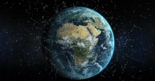 Globala Online Anslutningar Och Databehandling Bilden Jorden Rymden Med Gröna — Stockvideo
