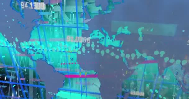 Arkaplandaki Sunucu Odasıyla Eşleşen Grafiklerin Sayıların Haritaların Animasyonu Dijital Bileşik — Stok video