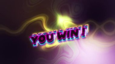 Sendeki animasyon, mor arkaplandaki parlak satırları geçerek metni kazanıyor. Video oyunu, dijital arayüz, iletişim, bilgisayar ve veri işleme kavramı dijital olarak oluşturuldu.