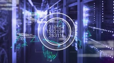 Yuvarlak tarayıcıda numaraları değiştirme animasyonu, bilgisayar sunucu odasına karşı plexus ağları. Sosyal medya ağı ve iş veri depolama teknolojisi kavramı