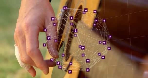 通过连接网络和图标在加卡人弹吉他上的全球动画 全球音乐 连接和数据处理概念 — 图库视频影像
