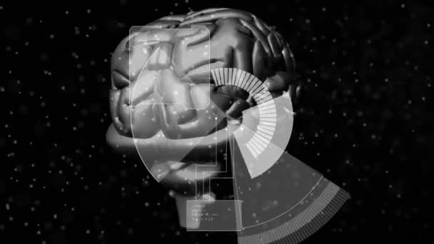 ダークバックグラウンドでDnaストランドと人間の脳を介したデータ処理のアニメーション グローバルサイエンス デジタルインターフェース コミュニケーション コンピューティング データ処理のコンセプトをデジタル生成したビデオ — ストック動画