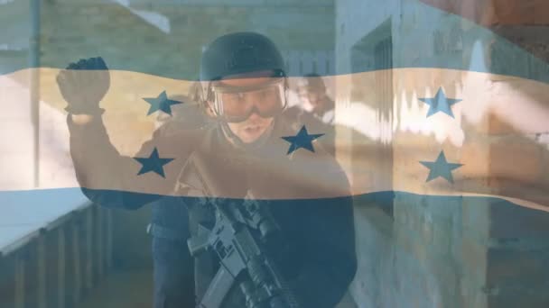 Animación Bandera Honduras Sobre Diversos Soldados Masculinos Patriotismo Fuerzas Armadas — Vídeos de Stock