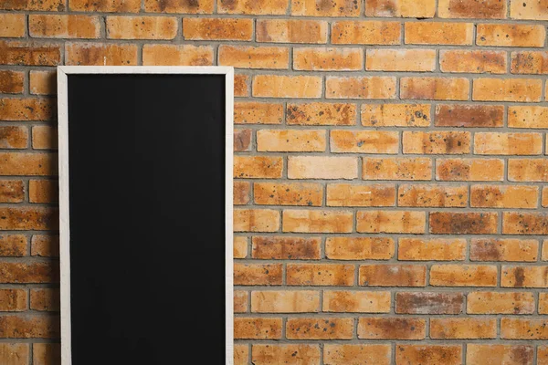 Black Sign White Frame Copy Space Brick Wall Background Signage — Stock Photo, Image
