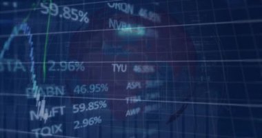 Ticaret panosu üzerinde asma kilit animasyonu ve arka plandaki dünyaya karşı grafikler. Dijital olarak üretilen hologram, illüstrasyon, rapor, iş dünyası, borsa, koruma ve küreselleşme.