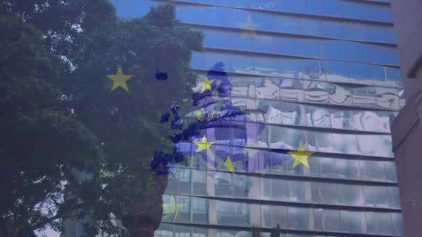 Animação Bandeira União Europeia Mapa Com Equações Matemáticas Contra Edifícios — Vídeo de Stock