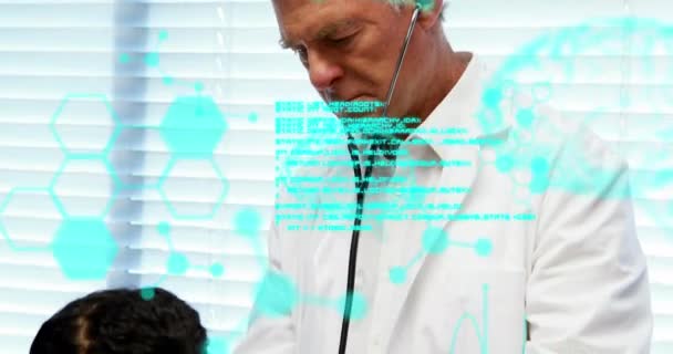Animation Codes Brain Molecule Structure Caucasian Doctor Examining Girl Hospital — Stock Video