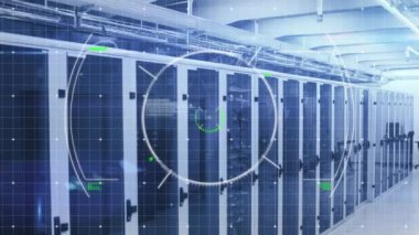 Bilgisayar sunucu odasında veri işleme ve ışık noktalarının taranması animasyonu. Bilgisayar arayüzü ve iş veri depolama teknolojisi kavramı