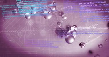 Bilgisayar dilinin animasyonu ve devre kartı deseninde bağlı çemberler. Dijital olarak üretilmiş, hologram, illüstrasyon, iletişim, güç arzı, kodlama ve teknoloji kavramı.