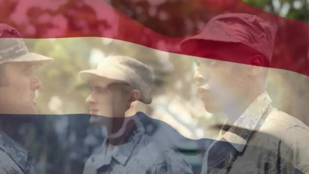 Animacja Flagi Holandii Nad Różnymi Żołnierzami Płci Męskiej Patriotyzm Siły — Wideo stockowe