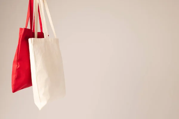 White Red Canvas Bags Hanging Copy Space White Background Shopping — Stock Photo, Image