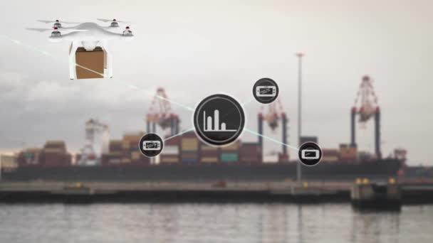 港で配達箱を運ぶ無人機に対するデジタルアイコンのネットワークのアニメーション グローバルネットワーキングと物流ビジネス技術コンセプト — ストック動画