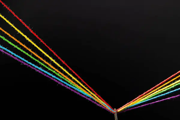 Micro Agulha Com Fios Coloridos Arco Íris Espaço Cópia Fundo — Fotografia de Stock
