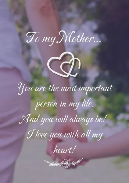 对我母亲来说 你是我一生中最重要的人 你将永远是 我爱你 我的心 我的手 我的家庭 我的爱 我的生日 我爱你 — 图库照片