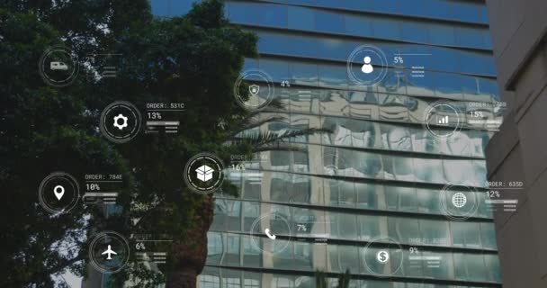 Animering Ikoner Med Databehandling Över Moderns Kontorsbyggnad Globalt Leverans Frakt — Stockvideo