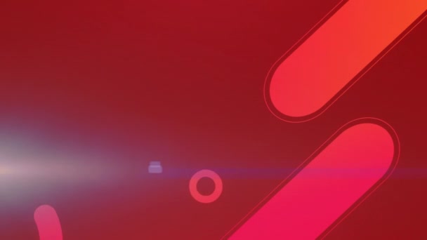 赤い背景にレンズフレアを持つ複数の幾何学的な形状のアニメーション ホログラム デジタル生成 イラスト ベクトル 抽象概念 — ストック動画
