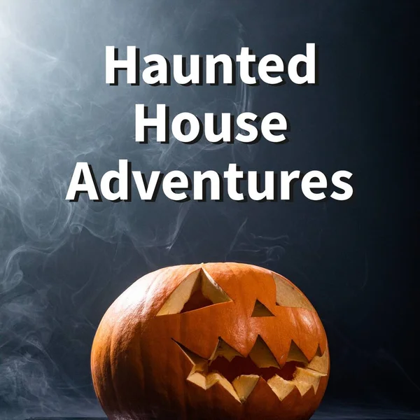 Compuesto Texto Aventuras Casa Embrujada Calabaza Halloween Sobre Fondo Gris —  Fotos de Stock