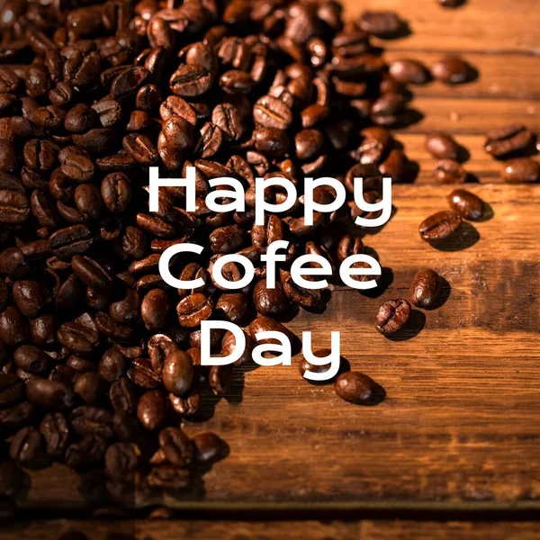 木のテーブルの上にコーヒー豆の上に白いハッピーコフィーの日テキスト コーヒー飲料の評価とプロモーションキャンペーンコンセプトデジタル生成画像 — ストック写真