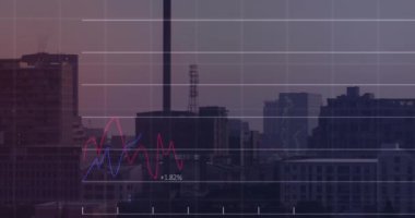 Modern şehirde gökyüzüne karşı değişen sayılarla birden fazla grafiğin animasyonu. Dijital bileşik, çoklu pozlama, rapor, iş, büyüme, binalar ve mimari konsept.