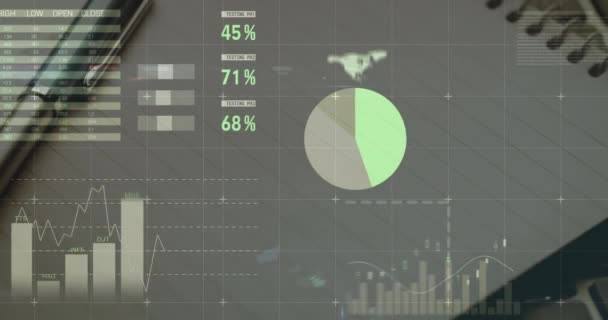 Animação Interface Infográfica Multicolorida Sobre Caneta Bloco Notas Composto Digital — Vídeo de Stock