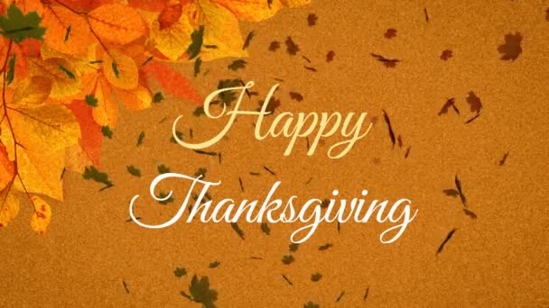 欢快感恩的动画文字横幅和秋天的树叶在黄色的背景下飘扬 感恩节和秋季的概念 — 图库视频影像