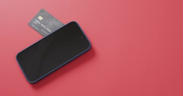 Video Smartphone Med Tom Skärm Lådor Och Kreditkort Med Kopieringsutrymme — Stockvideo