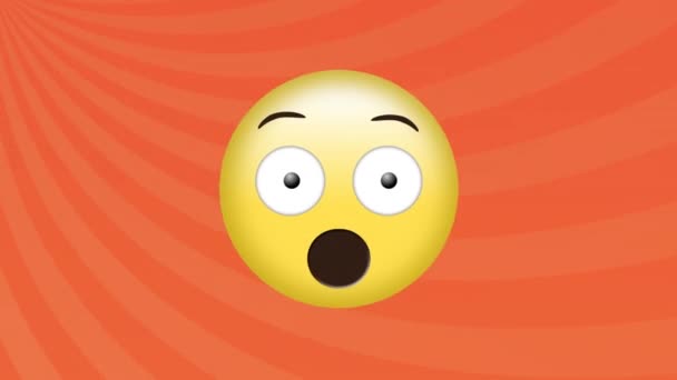 Animation Überraschter Gesichter Emojis Gegen Strahlen Nahtlosem Muster Auf Orangefarbenem — Stockvideo