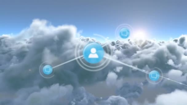 Animação Rede Ícones Perfil Contra Nuvens Céu Azul Conceito Rede — Vídeo de Stock