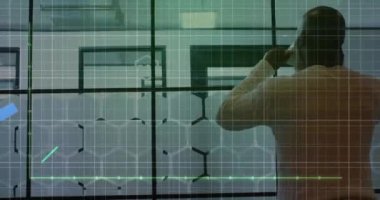 Grafik animasyonu, kahve içerken cep telefonuyla konuşan yaşlı Afro-Amerikan adam. Dijital bileşik, çoklu pozlama, rapor, iş dünyası, emeklilik, içecek ve teknoloji kavramı.