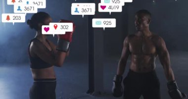 Tebligat barlarının animasyonu, Afrika kökenli Amerikalı erkek ve kadın antrenmandan önce beşlik çakıyor. Dijital kompozit, çoklu pozlama, iş, sosyal medya anımsatıcı ve rekabet kavramı.