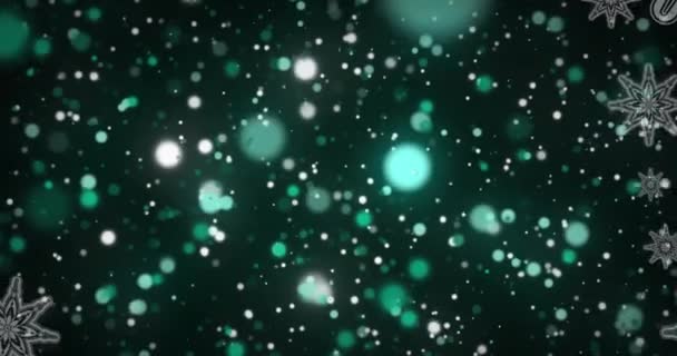Анімація Сніжинок Зелених Плям Світла Плавають Чорному Тлі Копіювальним Простором — стокове відео