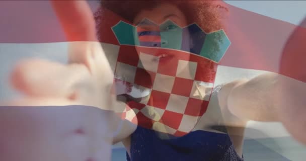 Κινούμενο Σχέδιο Της Σημαίας Των Κροατών Κυματίζει Πάνω Από Σημύδα — Αρχείο Βίντεο