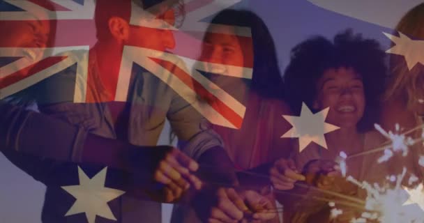 Vídeo Compuesto Bandera Australia Sobre Grupo Amigos Diversos Celebrando Con — Vídeos de Stock
