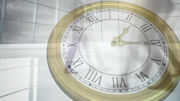 사무실에서 사업가의 섹션의 경과에 시계를 체크의 애니메이션 비즈니스 — 비디오