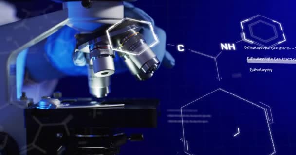 蓝色背景下化学结构在实验室显微镜上的动画化 研究和实验室概念数码录像 — 图库视频影像