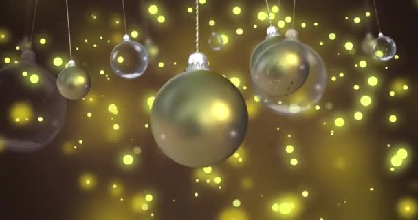 Animación Bolas Vidrio Sobre Nieve Cayendo Sobre Fondo Amarillo Navidad — Vídeo de stock