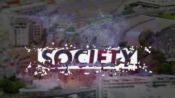 Κινούμενο Κείμενο Της Κοινωνίας Που Εκρήγνυται Πάνω Από Αστικό Τοπίο — Αρχείο Βίντεο