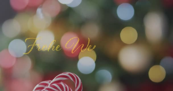 Animatie Van Frohe Weihnachten Tekst Snoepstokken Mok Vlek Lishts Achtergrond — Stockvideo