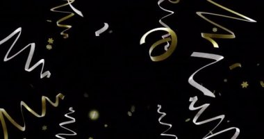 Siyah arka planda altın ve gümüş flama animasyonları. Yeni yıl, yeni yıl arifesi, gelenek ve kutlama konsepti dijital olarak oluşturulmuş video.
