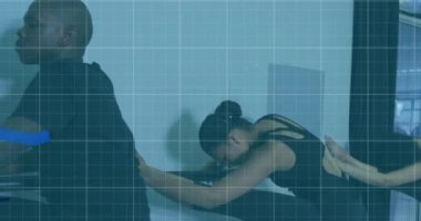 Büyüyen grafiklerin animasyonu, çeşitli balerinlerin stüdyoda esneme hareketleri. Dijital bileşik, çoklu pozlama, rapor, iş, büyüme, üç boyutlu ve dans kavramı.