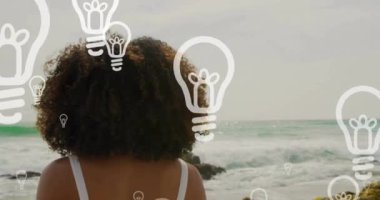 Afro-Amerikan kadınlarının deniz kıyısındaki animasyonları. Dijital olarak oluşturulan küresel sosyal medya, ağlar, dijital arayüz ve veri işleme kavramı.