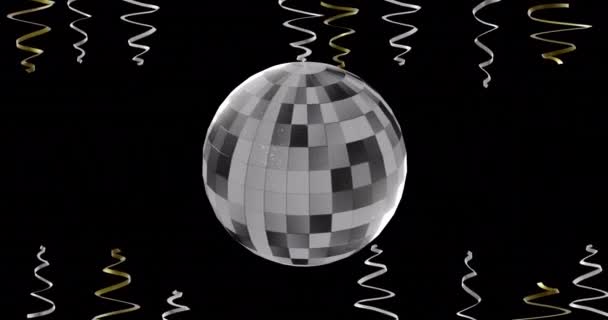 Parti Flamalarının Animasyonu Siyah Arka Planda Ayna Disko Topu Yeni — Stok video