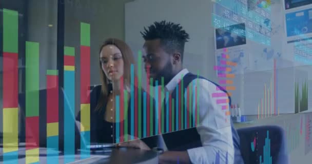 Animation Der Datenverarbeitung Über Diverse Geschäftsleute Und Geschäftsfrauen Die Büro — Stockvideo