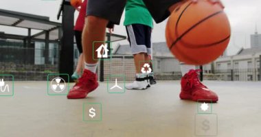 Açık havada basketbol oynayan farklı insanlar üzerinde birden fazla ikonun canlandırılması. Dijital bileşik, çoklu pozlama, tehlikeli, geri dönüşüm, çevre, spor ve rekabet konsepti.