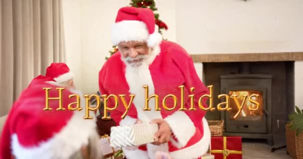 Animación Feliz Texto Las Fiestas Sobre Santa Claus Diversos Amigos — Vídeos de Stock