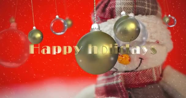 Animación Texto Felices Fiestas Adornos Sobre Nevadas Sobre Muñeco Nieve — Vídeos de Stock