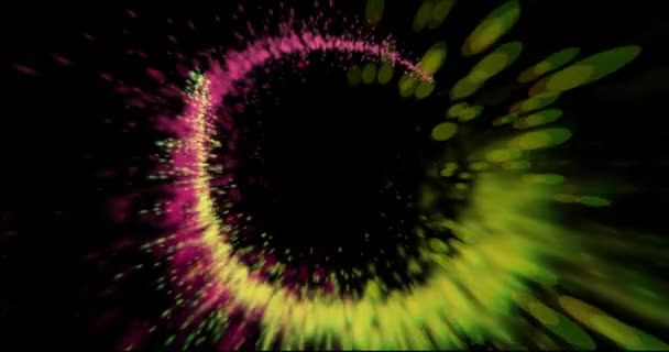 彩色光迹和斑点在黑色背景上形成圆形的动画 光和运动概念数字生成的视频 — 图库视频影像
