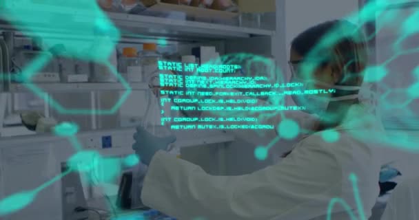 Animação Processamento Dados Médicos Contra Cientistas Caucasianas Que Trabalham Laboratório — Vídeo de Stock
